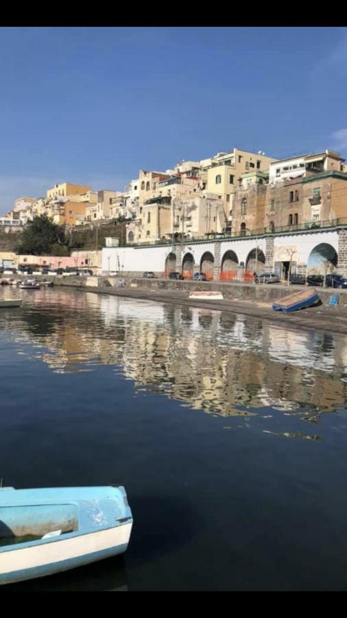 Rosy Monolocale Nel Centro Storico Di Torre Annunziata Di Fronte Scavi Oplonti Διαμέρισμα Εξωτερικό φωτογραφία