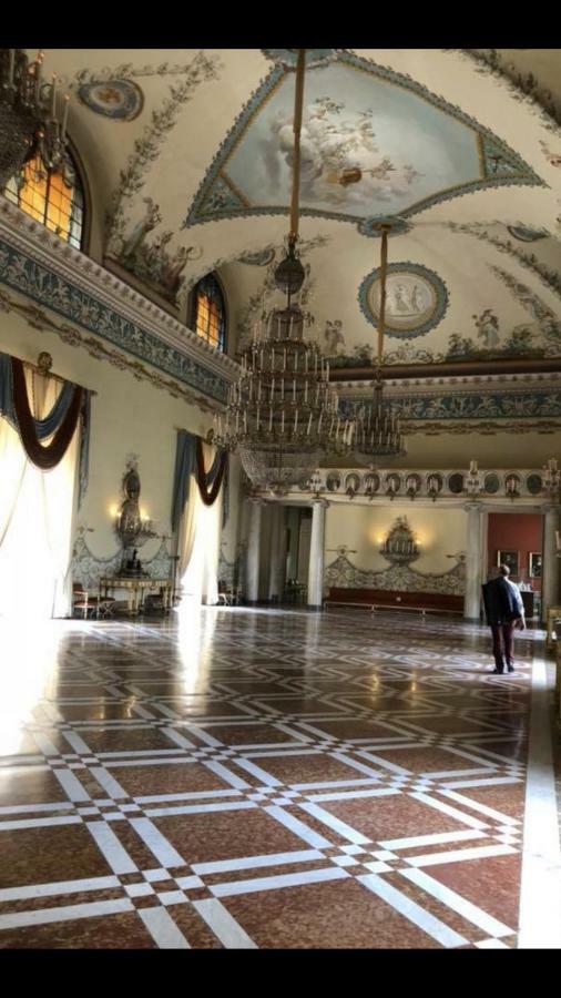 Rosy Monolocale Nel Centro Storico Di Torre Annunziata Di Fronte Scavi Oplonti Διαμέρισμα Εξωτερικό φωτογραφία