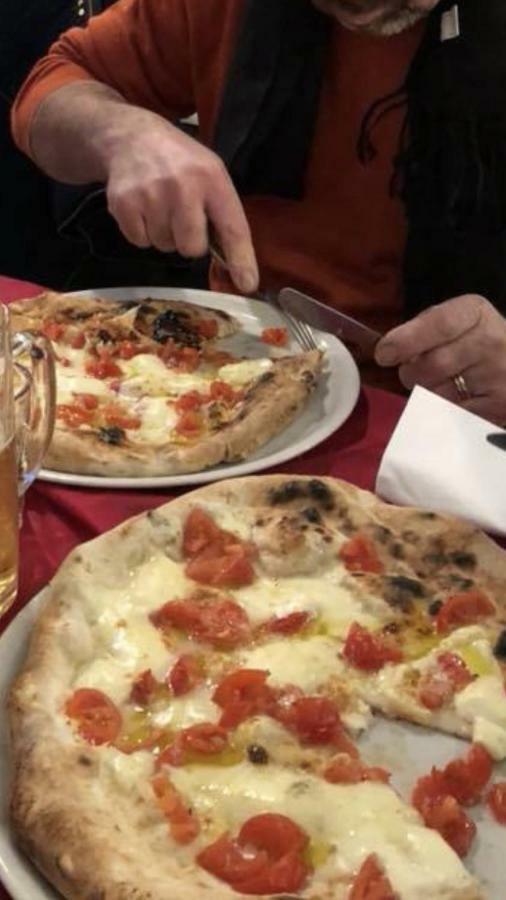 Rosy Monolocale Nel Centro Storico Di Torre Annunziata Di Fronte Scavi Oplonti Διαμέρισμα Εξωτερικό φωτογραφία