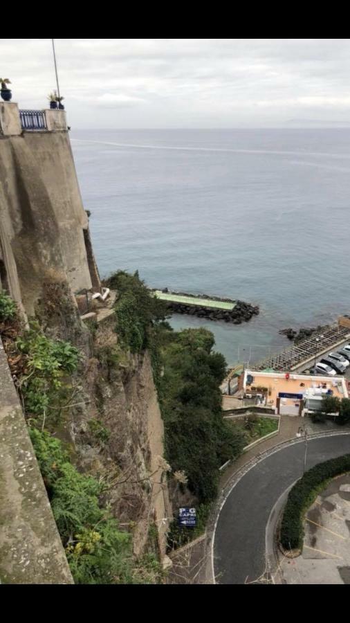Rosy Monolocale Nel Centro Storico Di Torre Annunziata Di Fronte Scavi Oplonti Διαμέρισμα Εξωτερικό φωτογραφία