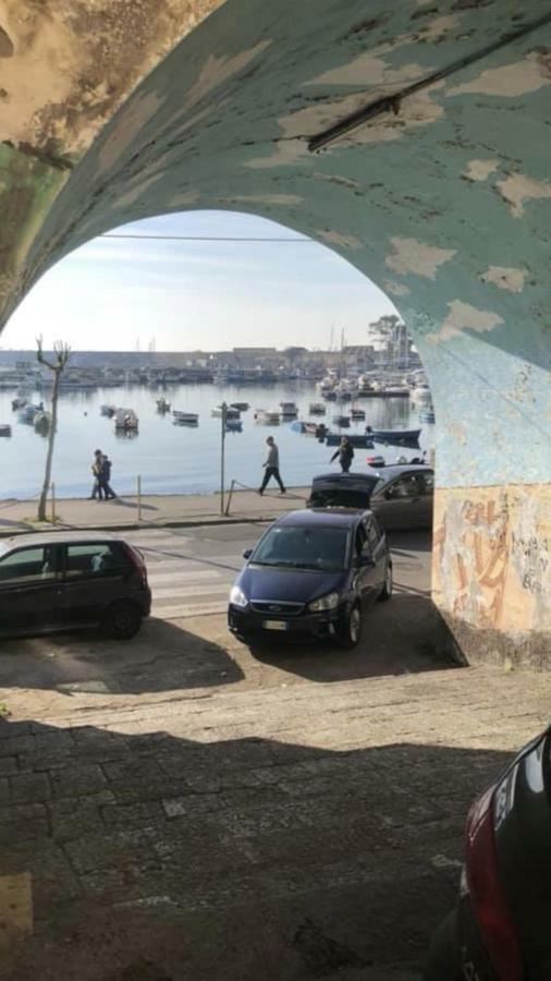 Rosy Monolocale Nel Centro Storico Di Torre Annunziata Di Fronte Scavi Oplonti Διαμέρισμα Εξωτερικό φωτογραφία