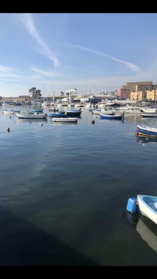 Rosy Monolocale Nel Centro Storico Di Torre Annunziata Di Fronte Scavi Oplonti Διαμέρισμα Εξωτερικό φωτογραφία